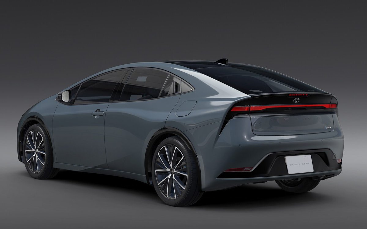 First Generation Toyota Prius (XW10) Overview Details the Hybrid Pioneer